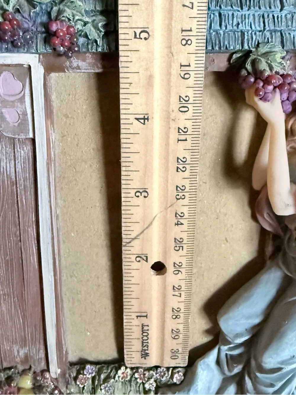 90s Cherub Seraphim Angel Ornate Grape Vine and Fruit Basket Frame 3X4.5